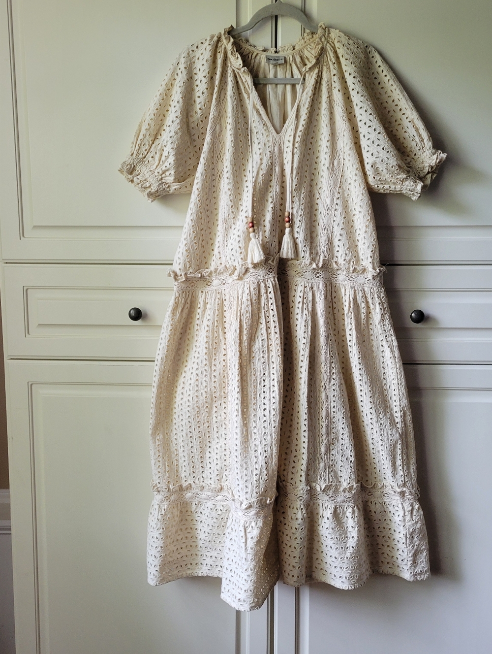The Odells Eyelet V-Neck Midi Dress Oversized Tassel Lined Puff Sleeve XS